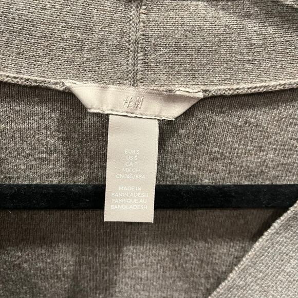 H&M Brown Boxy Cropped 3 Button Cardigan Small Academia Preppy Minimalist - Picture 3 of 6